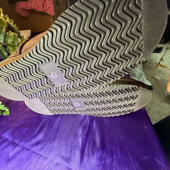 NWOT ๐Cozie Steps Water Repellent Sheepskin Suede Mid-Calf Boot - Picture 8 of 14